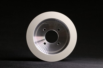 How to use diamond grinding wheel to grind R0.01 radius on a PCD tool tip?