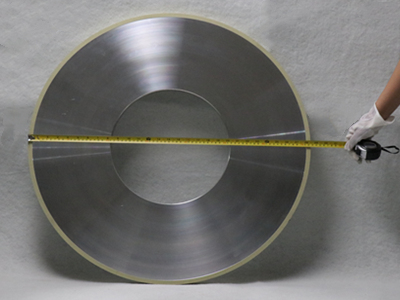 Vitrified diamond grinding wheel for thermal spraying coating