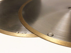 Metal diamond cutting disc