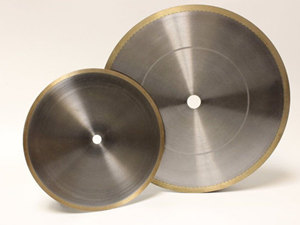 Metal diamond cutting disc