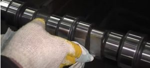 polishing camshaft