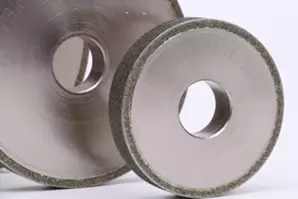 Metal bond grinding wheel